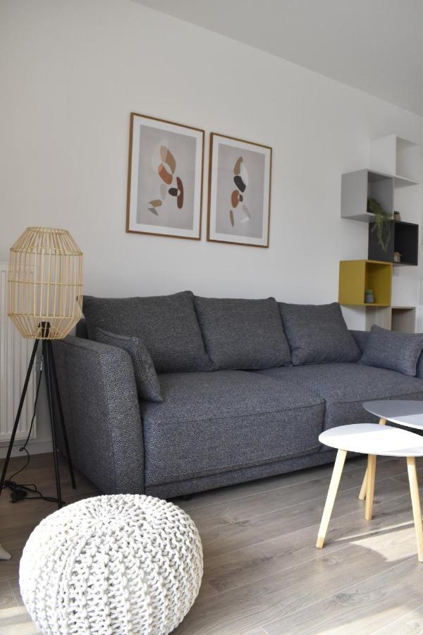 White Apartment Modern Tower Atal Gdynia Exterior photo